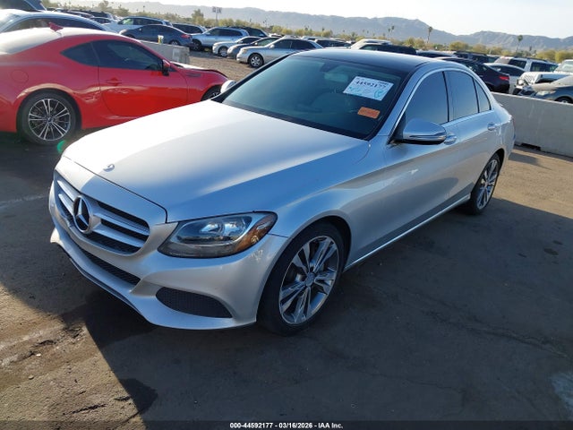 44592177 :رقم المزاد ، 55SWF4JB1GU170085 vin ، 2016 Mercedes-benz C 300 مزاد بيع