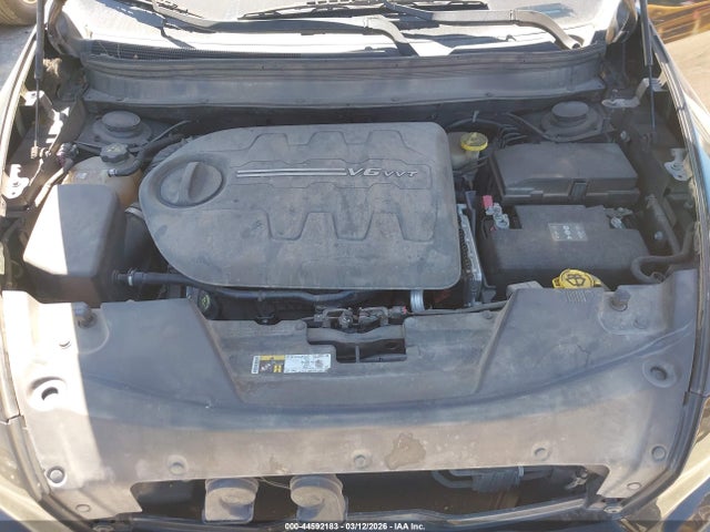1C4PJLCS9GW177003 Jeep Cherokee Latitude