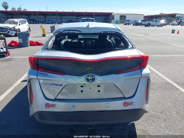 Toyota Prius Prime Premium 2017 JTDKARFP3H3032093 Image 16