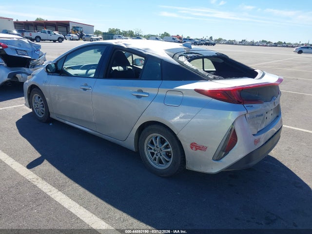 Toyota Prius Prime Premium 2017 JTDKARFP3H3032093 Image 3