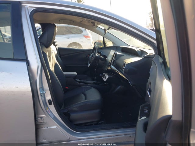 Toyota Prius Prime Premium 2017 JTDKARFP3H3032093 Image 5