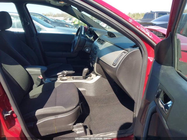 44592192 :رقم المزاد ، 1FAHP3GN4BW143217 vin ، 2011 Ford Focus Ses مزاد بيع