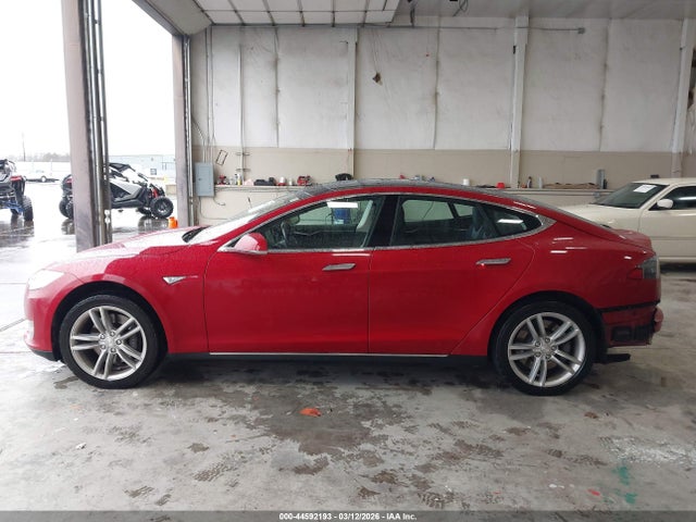Продажа на аукционе авто 2014 Tesla Model S 60 Kwh Battery/p85, vin: 5YJSA1H14EFP65486, номер лота: 44592193