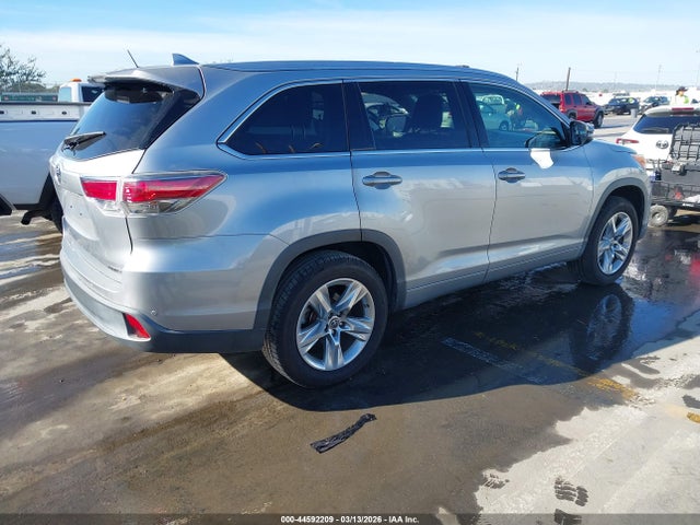 2016 TOYOTA HIGHLANDER 5TDYKRFH2GS165229 Photo 3