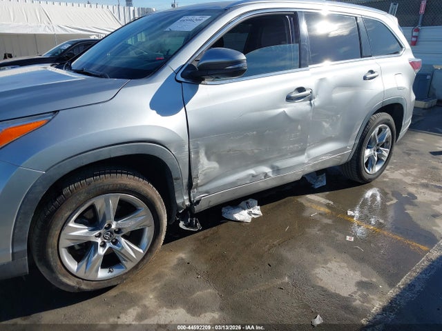 2016 TOYOTA HIGHLANDER 5TDYKRFH2GS165229 Photo 5