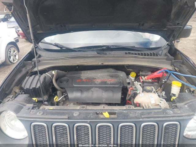 ZACCJBBT0FPB47726 Jeep Renegade Latitude