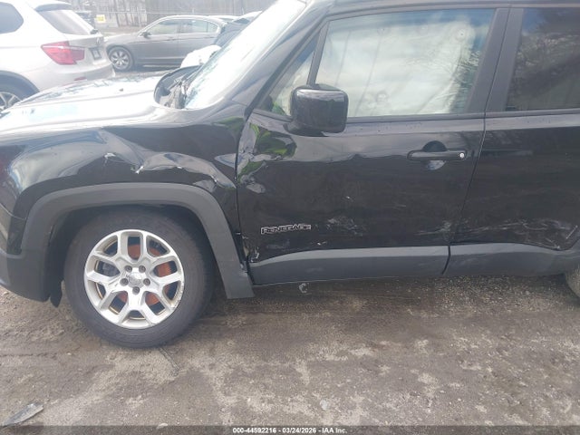 ZACCJBBT0FPB47726 Jeep Renegade Latitude