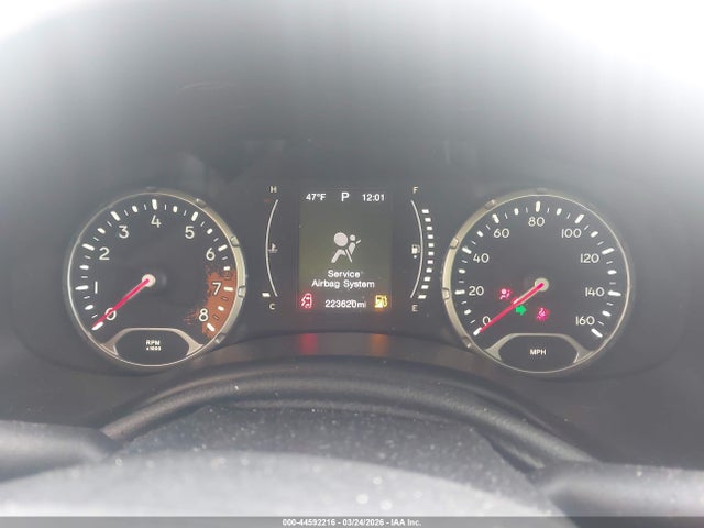 ZACCJBBT0FPB47726 Jeep Renegade Latitude