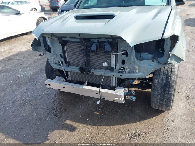 44592226 :رقم المزاد ، 3TYCZ5AN5PT147100 vin ، 2023 Toyota Tacoma Trd Sport مزاد بيع