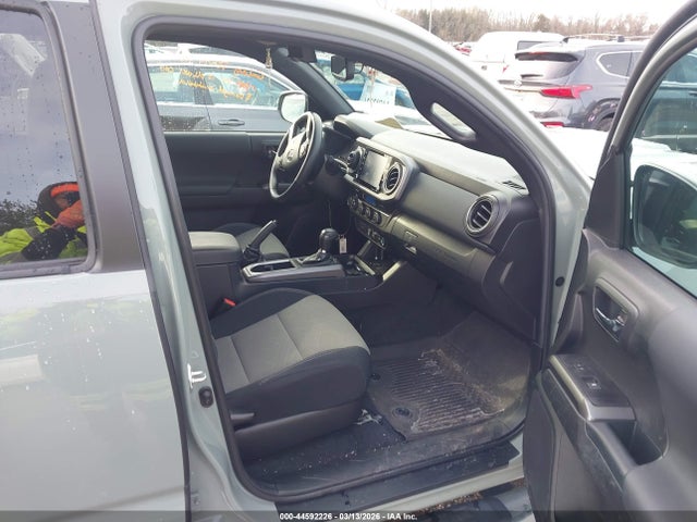 44592226 :رقم المزاد ، 3TYCZ5AN5PT147100 vin ، 2023 Toyota Tacoma Trd Sport مزاد بيع