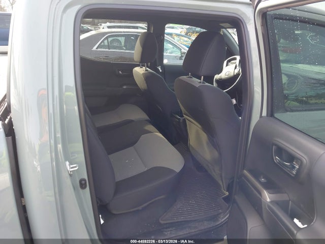 44592226 :رقم المزاد ، 3TYCZ5AN5PT147100 vin ، 2023 Toyota Tacoma Trd Sport مزاد بيع