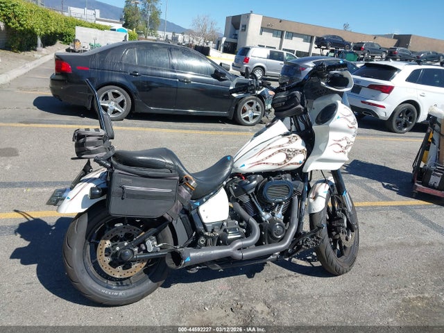 1HD1YWK24LB076116 Harley-Davidson FXLRS