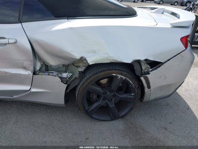 2017 CHEVROLET CAMARO 1G1FF3D75H0213712 Photo 5