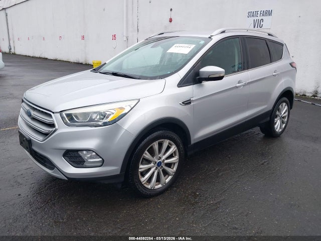 Ford Escape Titanium 2017 1FMCU9J97HUE98099 Image 2