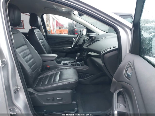 Ford Escape Titanium 2017 1FMCU9J97HUE98099 Image 5