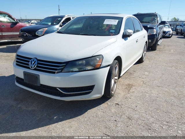 Aukcja sprzedaży 2014 Volkswagen Passat 1.8t Se, vin: 1VWBS7A36EC078788, numer aukcji: 44592256