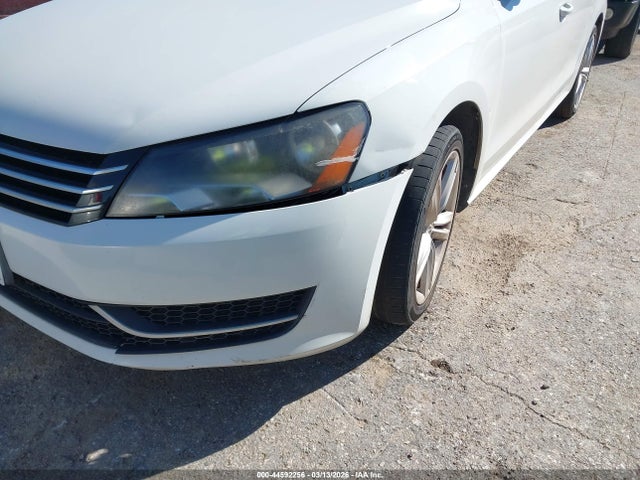 Aukcja sprzedaży 2014 Volkswagen Passat 1.8t Se, vin: 1VWBS7A36EC078788, numer aukcji: 44592256