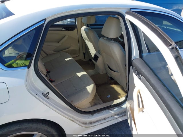Aukcja sprzedaży 2014 Volkswagen Passat 1.8t Se, vin: 1VWBS7A36EC078788, numer aukcji: 44592256