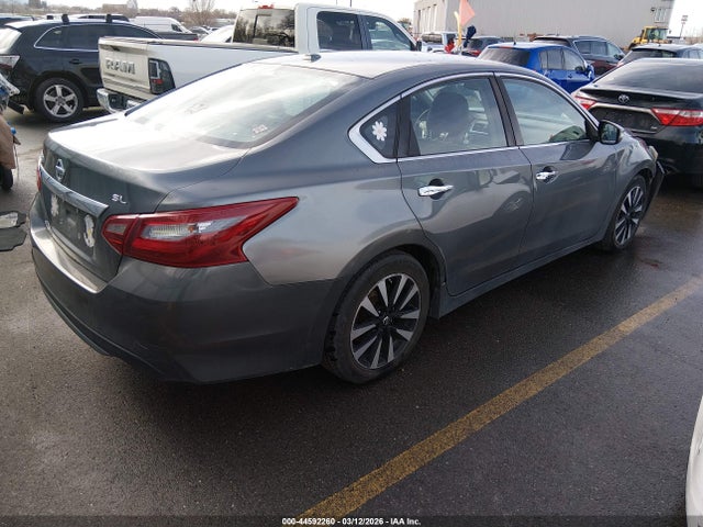 1N4AL3AP1JC217426 Nissan Altima 2.5 Sl