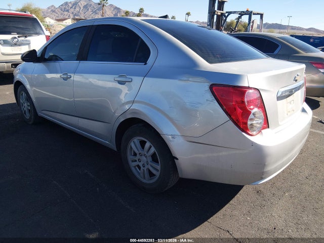 1G1JC5SG8E4106109 Chevrolet Sonic Lt Auto