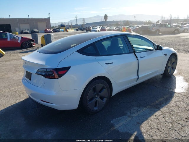 2023 Tesla Model 3 Rear-wheel Drive მანქანა იყიდება აუქციონზე, vin: 5YJ3E1EA5PF555799, აუქციონის ნომერი: 44592295