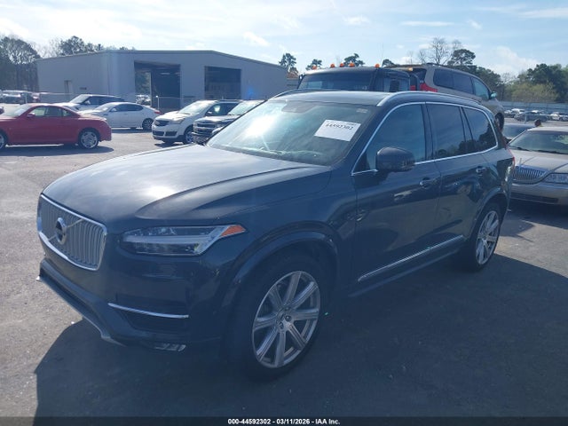 2017 VOLVO XC90 YV4A22PL4H1112085 Photo 1