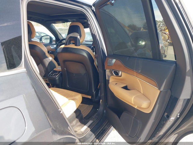 2017 VOLVO XC90 YV4A22PL4H1112085 Photo 7