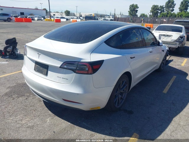 44592313 :رقم المزاد ، 5YJ3E1EB4MF855483 vin ، 2021 Tesla Model 3 Long Range Dual Motor All-wheel Drive مزاد بيع