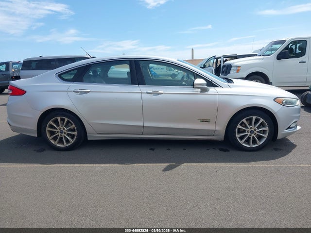 3FA6P0PUXHR172343 Ford Fusion Energi Se Luxury