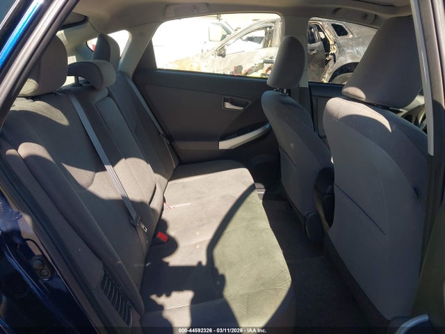 Toyota Prius Three 2014 JTDKN3DU6E1775090 Image 8