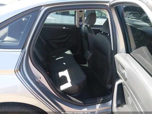 44592333 :رقم المزاد ، 3VW7M7BU2NM033305 vin ، 2022 Volkswagen Jetta 1.5t Se مزاد بيع