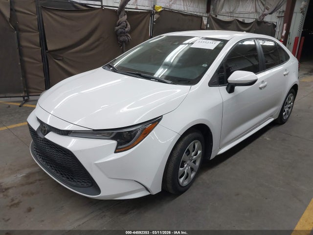 Toyota COROLLA LE 2022 5YFEPMAE5NP298982 Image 2