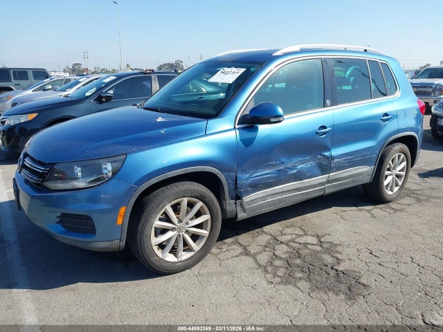 WVGRV7AX0HK019060 Volkswagen Tiguan 2.0t Wolfsburg Edition