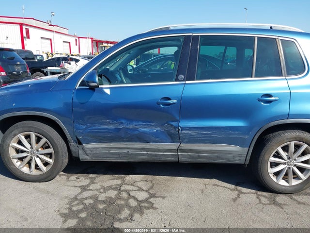 WVGRV7AX0HK019060 Volkswagen Tiguan 2.0t Wolfsburg Edition