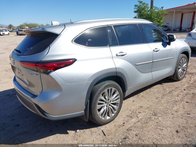 Aukcja sprzedaży 2022 Toyota Highlander Hybrid Platinum, vin: 5TDEBRCH6NS093892, numer aukcji: 44592382