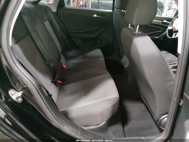 3VWC57BU1KM031147 Volkswagen Jetta 1.4t R-line/1.4t S/1.4t Se
