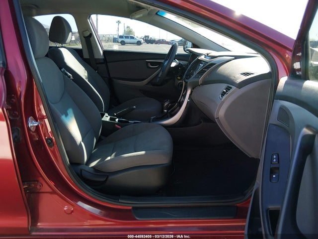 5NPDH4AE0FH639874 Hyundai ELANTRA SE