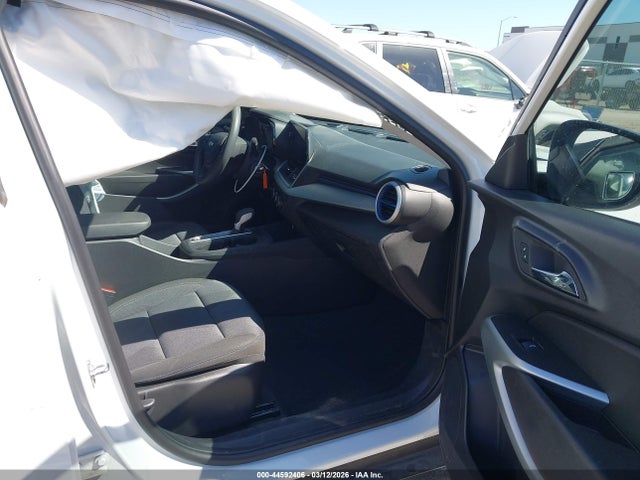 2025 CHEVROLET TRAX KL77LFEP6SC159490 Photo 4