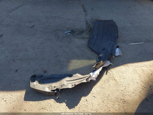 2HKRW6H39JH207482 Honda CR-V LX