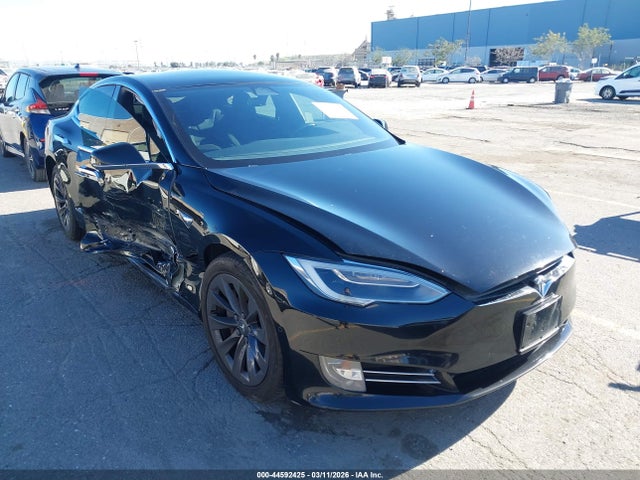 5YJSA1E11HF233864 Tesla Model S 60/75