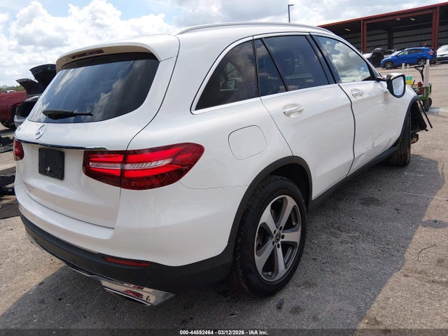 2018 Mercedes-benz Glc 300 მანქანა იყიდება აუქციონზე, vin: WDC0G4JB3JV078189, აუქციონის ნომერი: 44592464