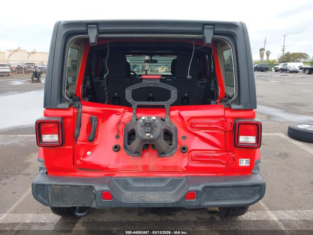 1C4HJXEN5LW230311 Jeep Wrangler Unlimited Sahara 4x4
