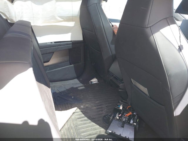 44592493 :رقم المزاد ، 7G2CEHED5RA002165 vin ، 2024 Tesla Cybertruck All-wheel Drive مزاد بيع