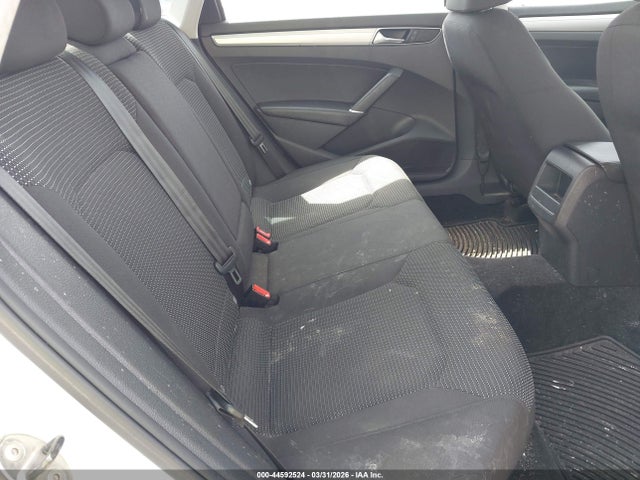 44592524 :رقم المزاد ، 1VWAT7A31GC062526 vin ، 2016 Volkswagen Passat 1.8t S مزاد بيع
