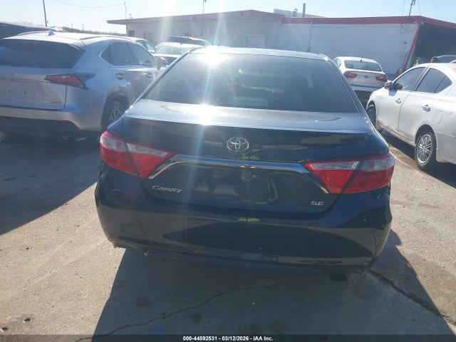 4T1BF1FK0FU947705 Toyota CAMRY SE
