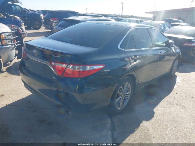 4T1BF1FK0FU947705 Toyota CAMRY SE