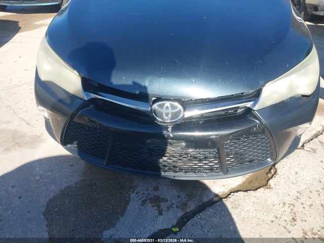 4T1BF1FK0FU947705 Toyota CAMRY SE