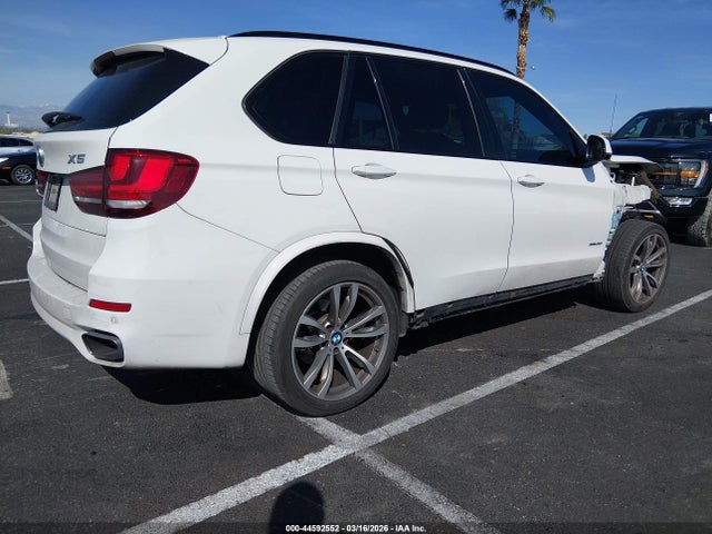 2016 BMW X5 5UXKR0C52G0P20530 Photo 3