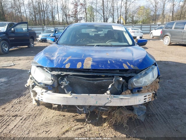 Продаж на аукціоні авто 2017 Honda Civic Lx, vin: 19XFC2F52HE026876, номер лоту: 44592618