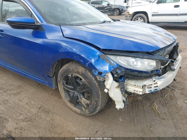 Продаж на аукціоні авто 2017 Honda Civic Lx, vin: 19XFC2F52HE026876, номер лоту: 44592618